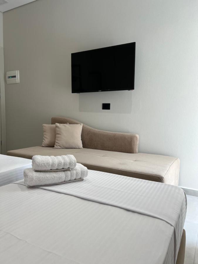 Astoria Rooms Sarandë Exteriör bild