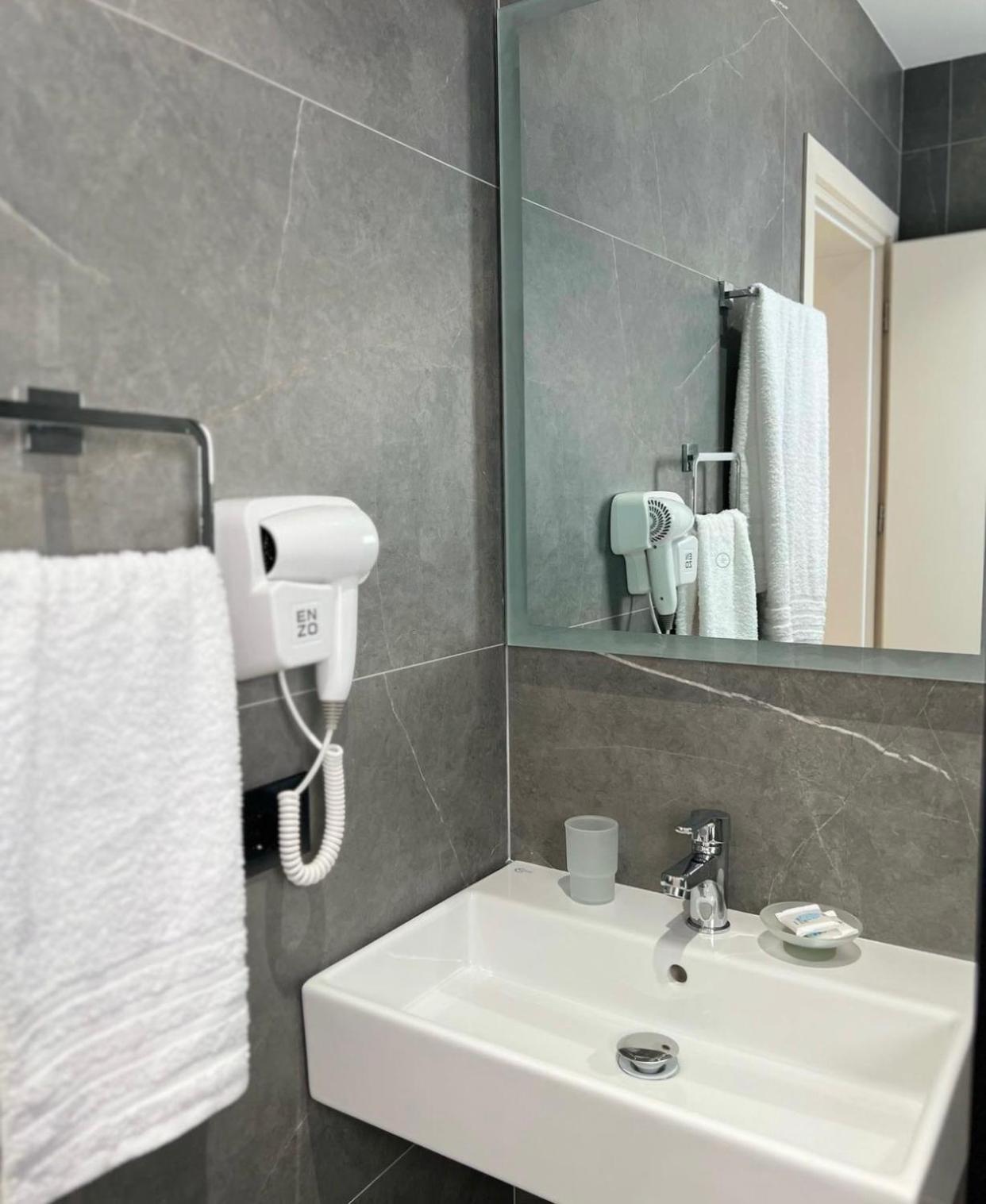 Astoria Rooms Sarandë Exteriör bild