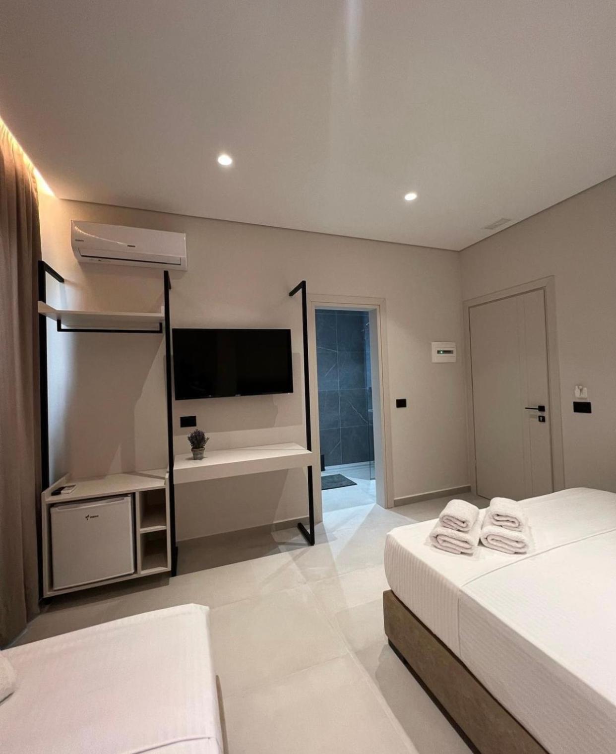 Astoria Rooms Sarandë Exteriör bild