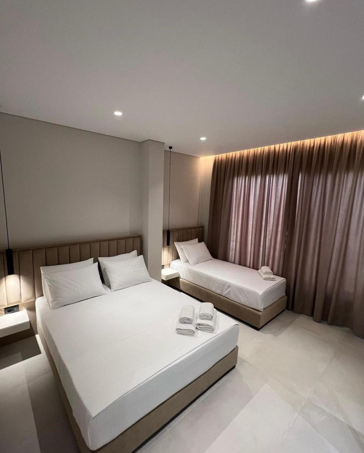 Astoria Rooms Sarandë Exteriör bild