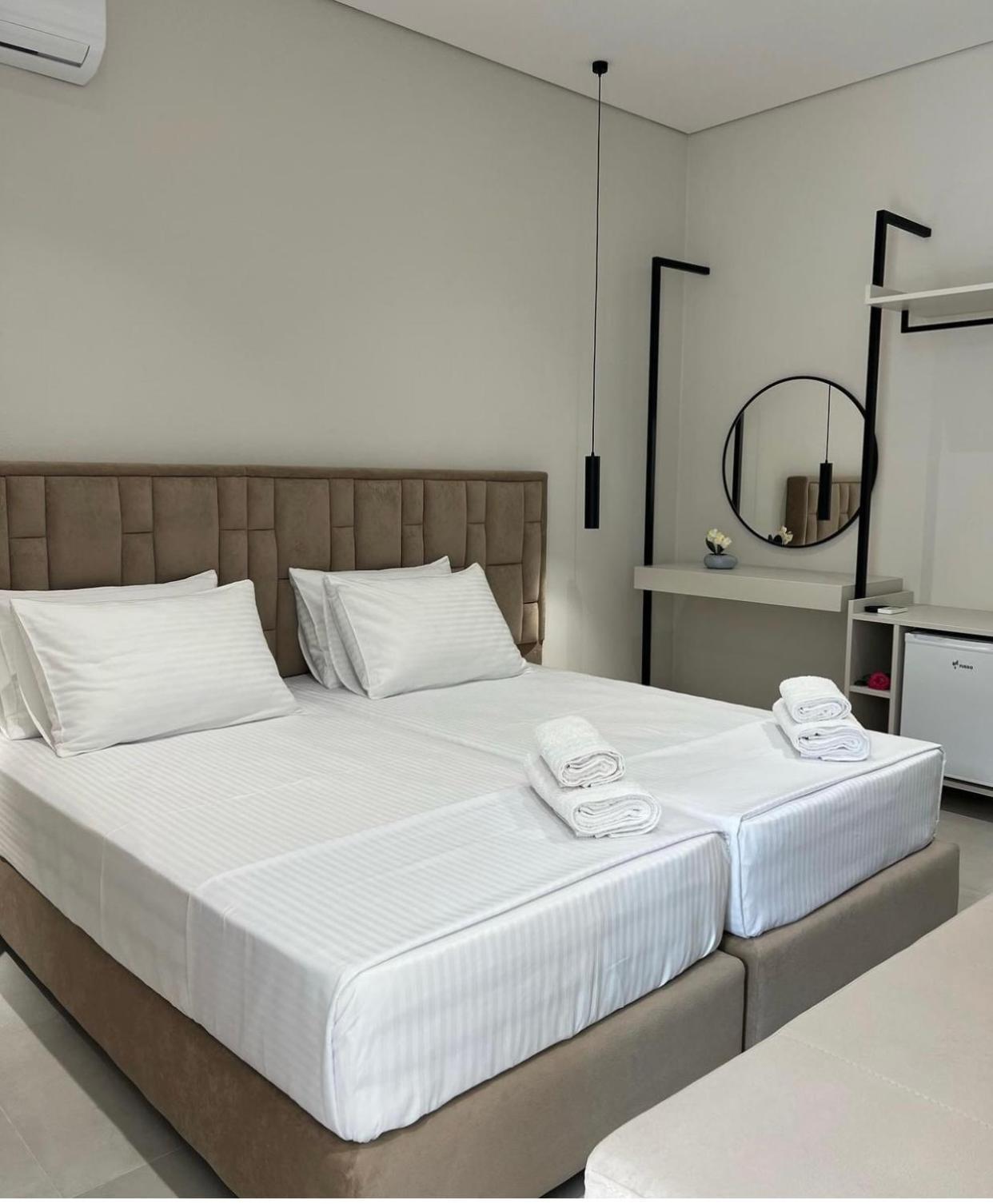 Astoria Rooms Sarandë Exteriör bild